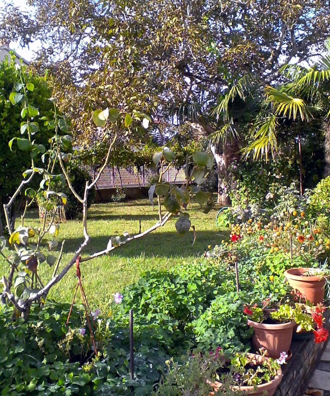 Lovely Apartment In โปแมร์ ภายนอก รูปภาพ